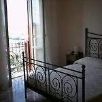 Delle Rondini Bed & Breakfast 4*