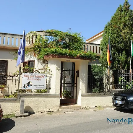 Delle Rondini ויבו ולנטיה