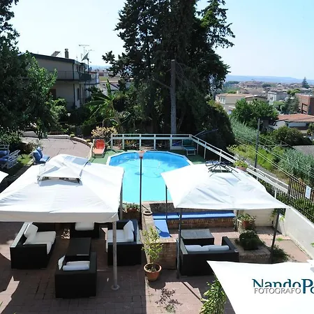 Bed & Breakfast Delle Rondini 3*