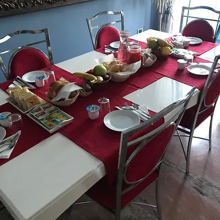 Delle Rondini Bed & Breakfast 3*