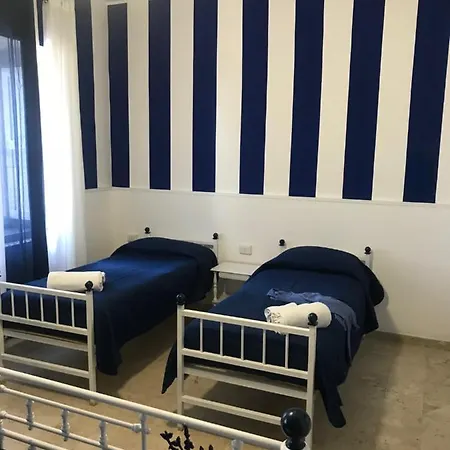 Delle Rondini 3*